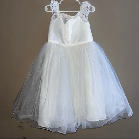 David’s Bridal Flower Girl Dress - Picture 3 of 7